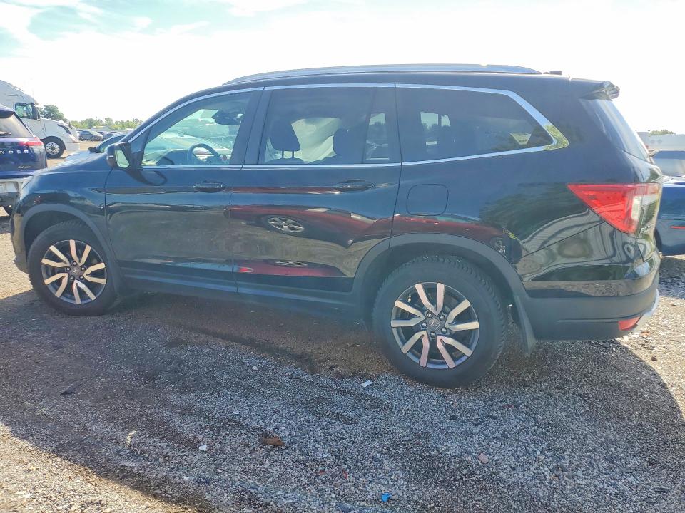 Photo 2 from auction – 2019 HONDA PILOT with VIN 5FNYF6H3XKB501226