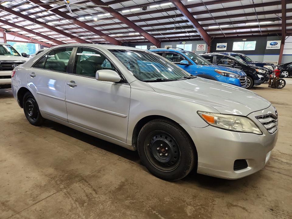 Photo 4 from auction – 2010 TOYOTA CAMRY with VIN 4T1BF3EK2AU557792