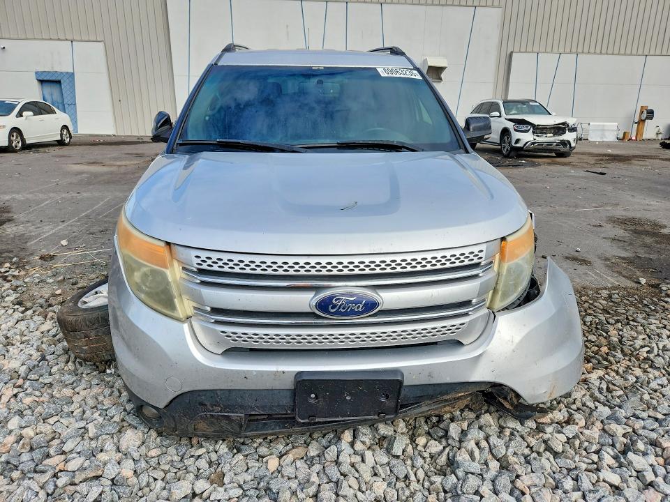 Снимка 5 от търг – 2013 FORD EXPLORER с VIN 1FM5K7D89DGB81942