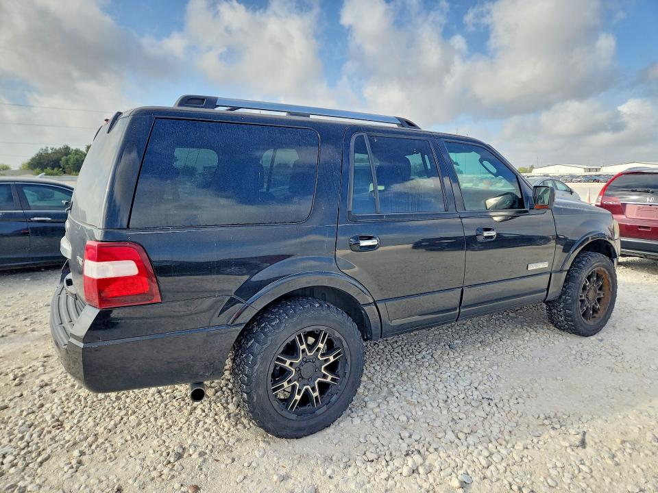 Photo 3 from auction – 2007 FORD EXPEDITION with VIN 1FMFU20567LA68586