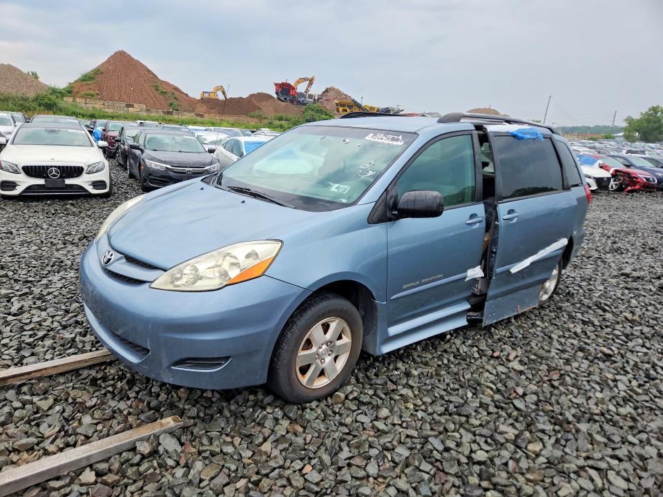 TOYOTA SIENNA 2006 with VIN 5TDZA23C76S566829 - Photo from auction