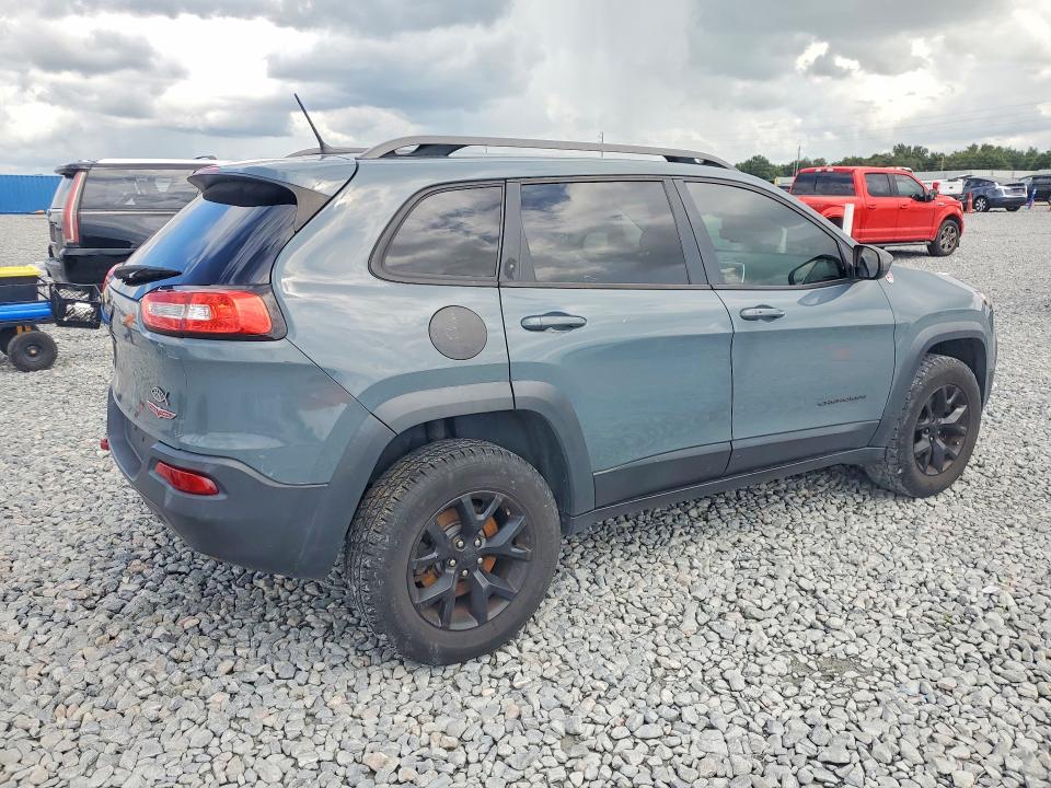 Photo 3 from auction – 2014 JEEP CHEROKEE with VIN 1C4PJMBS3EW216110