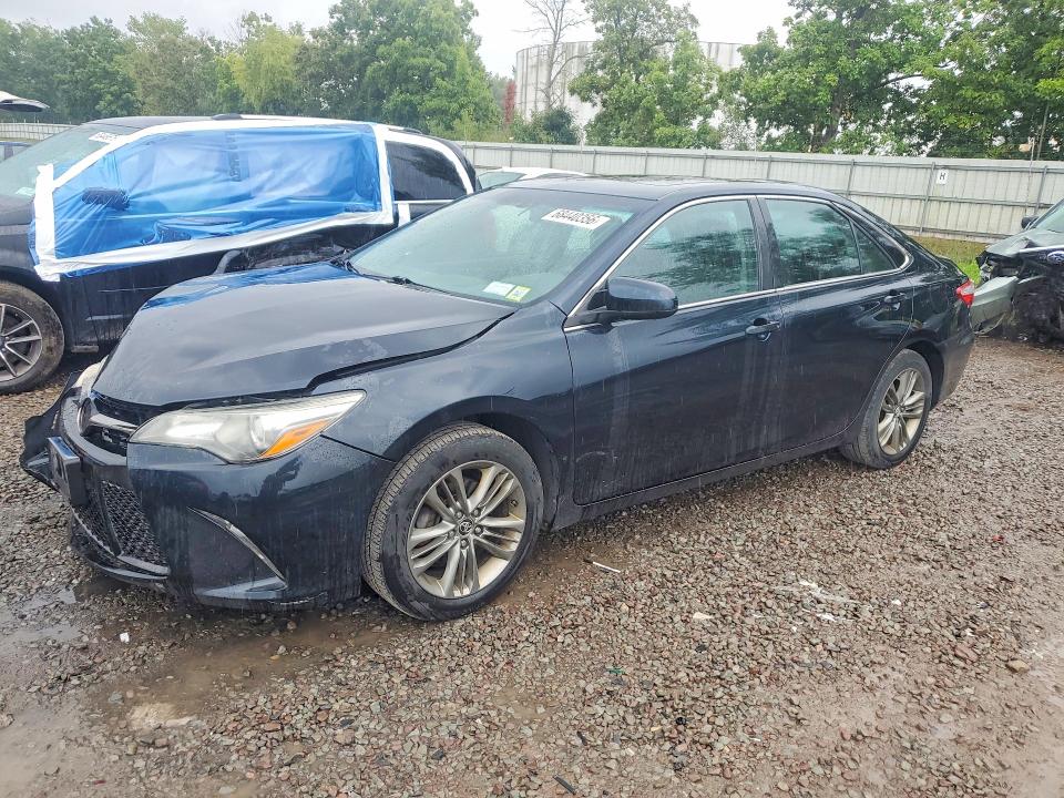 TOYOTA CAMRY 2016 с VIN 4T1BF1FK0GU517027 - Снимка от търг