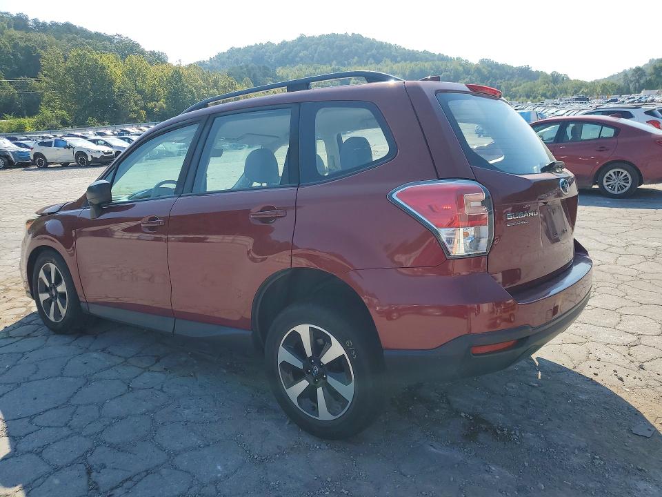 Фото 2 с аукциона – 2017 SUBARU FORESTER с VIN JF2SJABC1HH587956