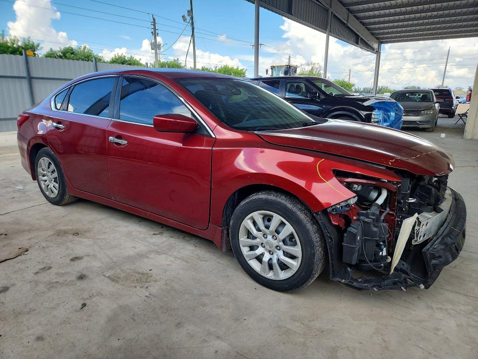 Photo 4 from auction – 2016 NISSAN ALTIMA with VIN 1N4AL3AP8GC213804