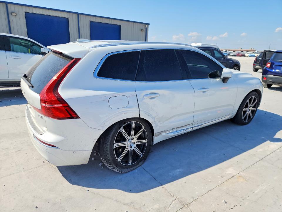 Снимка 3 от търг – 2021 VOLVO XC60 с VIN YV4102RL1M1710146