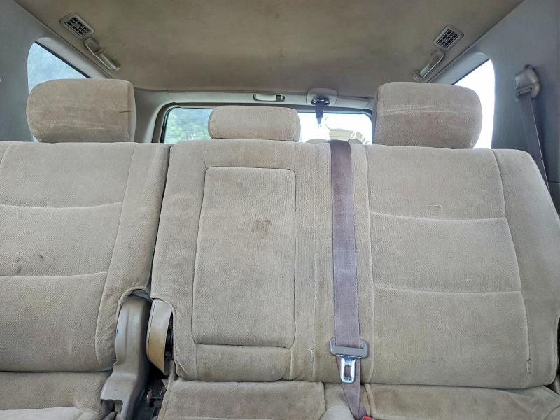 Снимка 10 от търг – 2002 TOYOTA SEQUOIA с VIN 5TDZT34A42S066487