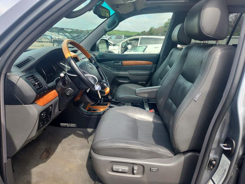 Photo 7 from auction – 2004 LEXUS GX with VIN JTJBT20X240034209