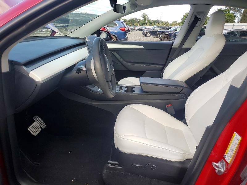 Снимка 7 от търг – 2022 TESLA MODEL Y с VIN 7SAYGDEF2NF564697
