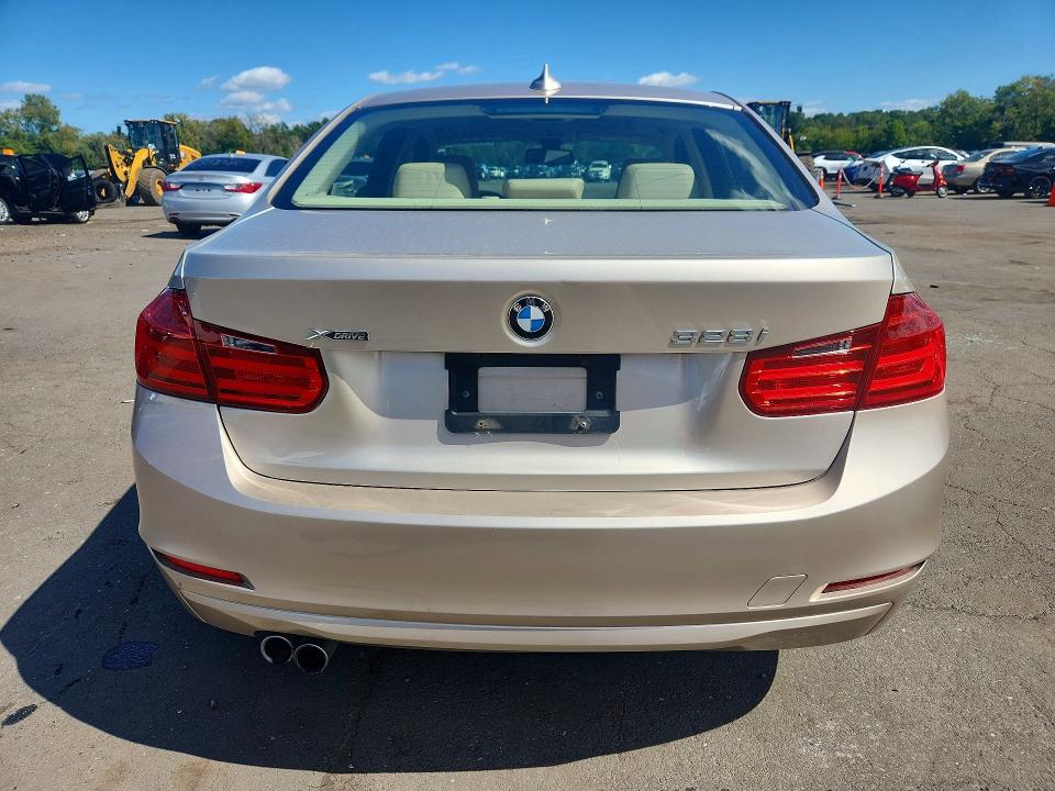 Снимка 6 от търг – 2014 BMW 328 с VIN WBA3B5C53EP542619