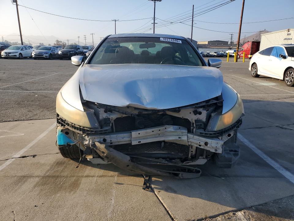 Снимка 5 от търг – 2010 HONDA ACCORD с VIN 1HGCS2B86AA008235