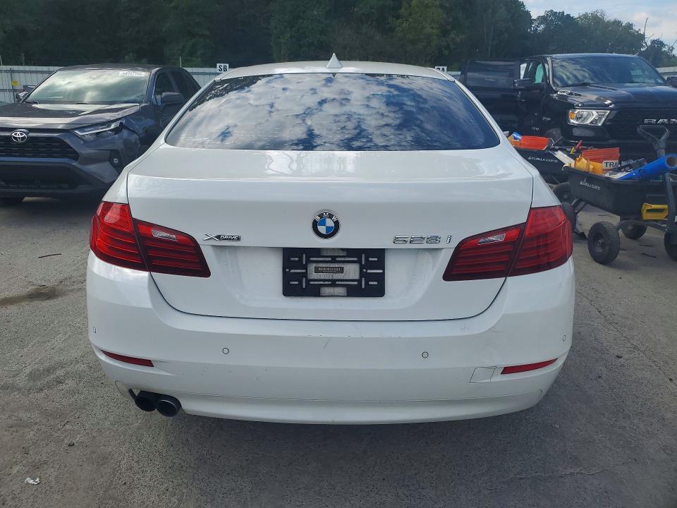 Фото 6 с аукциона – 2015 BMW 528 с VIN WBA5A7C52FD621368