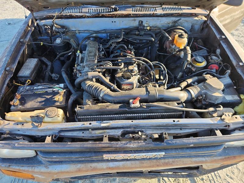 Photo 11 from auction – 1991 TOYOTA PICKUP with VIN JT4RN81P7M5116291