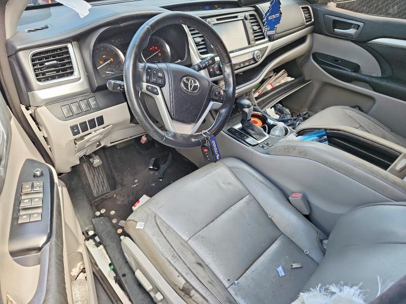 Photo 8 from auction – 2015 TOYOTA HIGHLANDER with VIN 5TDKKRFHXFS056375