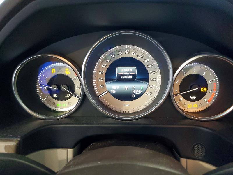 Photo 9 from auction – 2016 MERCEDES-BENZ E350 with VIN WDDHF5KB8GB172410