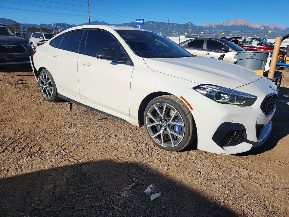 Снимка 4 от търг – 2023 BMW M235XI с VIN WBA13AL0XP7M99126