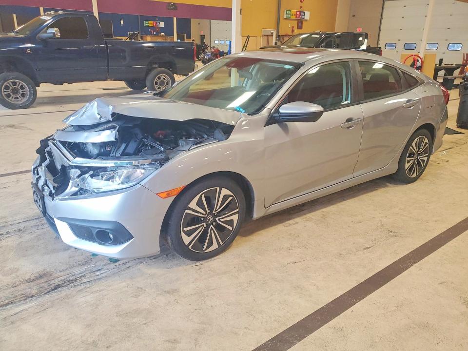 Photo 1 from auction – 2018 HONDA CIVIC with VIN JHMFC1F45JX033519