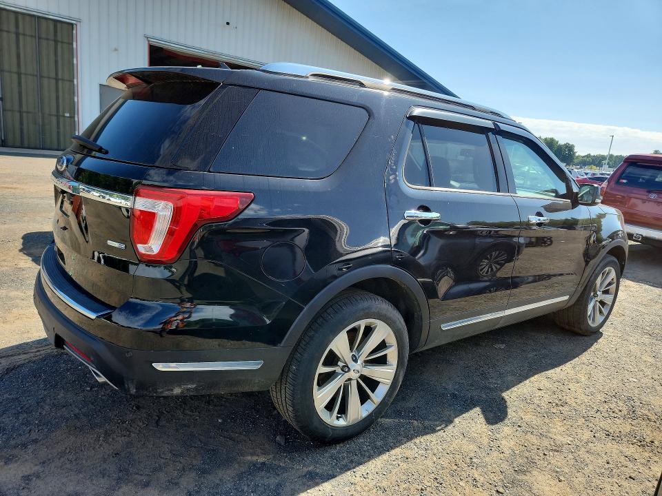 Zdjęcie 3 z aukcji – 2018 FORD EXPLORER z VIN 1FM5K8FH8JGB98309