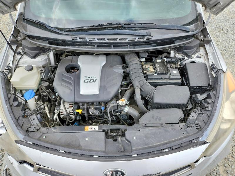 Photo 11 from auction – 2016 KIA FORTE with VIN KNAFZ5A37G5634891