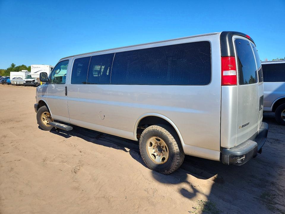 Photo 2 from auction – 2021 CHEVROLET EXPRESS G3500 with VIN 1GAZGNF70M1248732