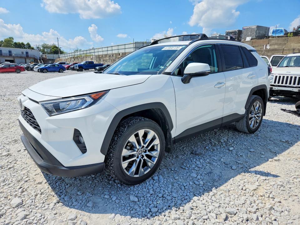 TOYOTA RAV4 2019 with VIN 2T3A1RFV3KW073953 - Photo from auction