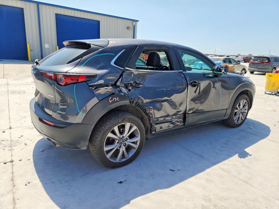 Снимка 3 от търг – 2021 MAZDA CX-30 с VIN 3MVDMABL7MM209160