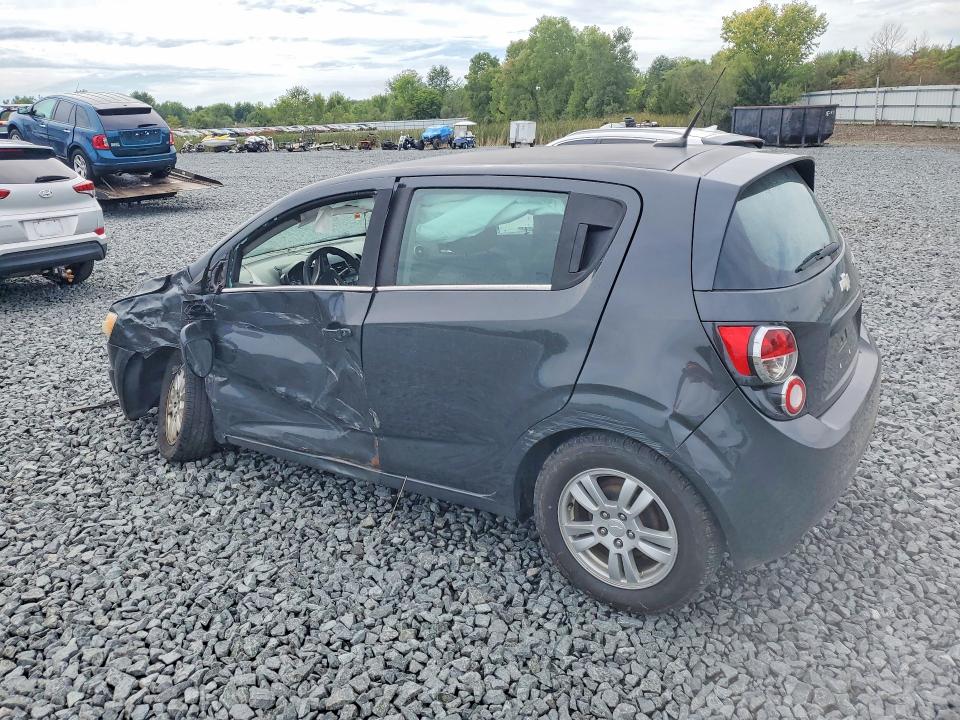 Zdjęcie 2 z aukcji – 2014 CHEVROLET SONIC z VIN 1G1JC6SH9E4183375