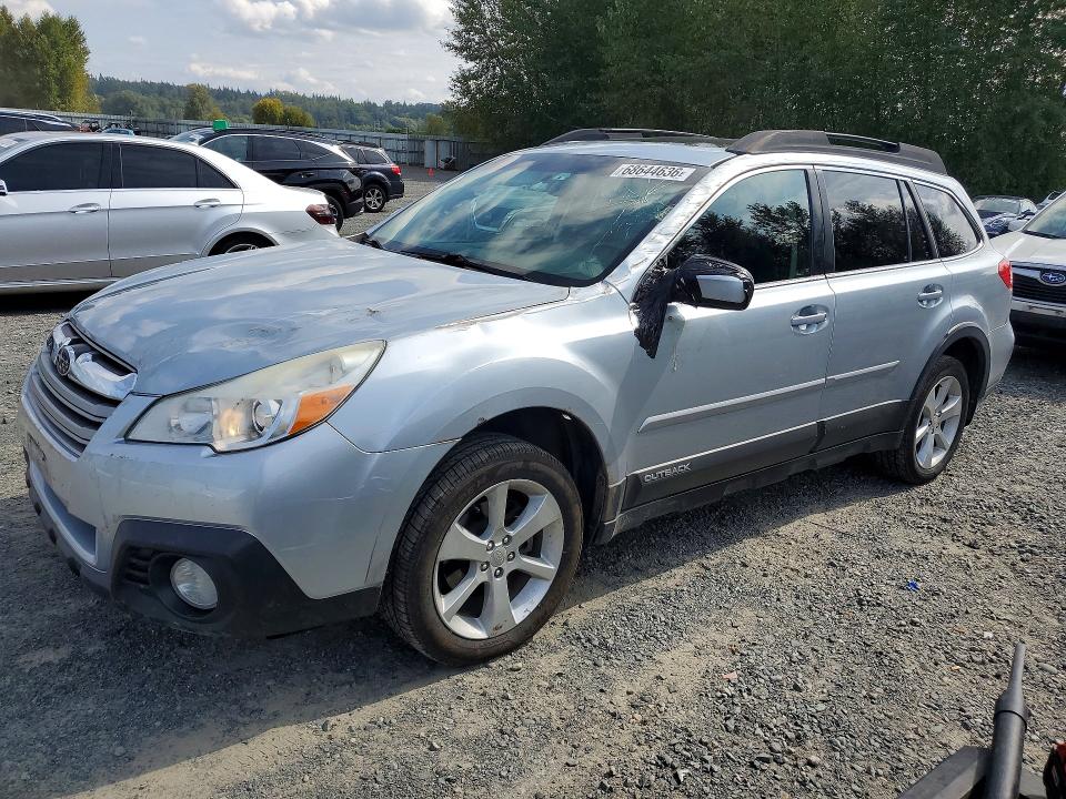 SUBARU OUTBACK 2014 with VIN 4S4BRBDC1E3260746 - Photo from auction