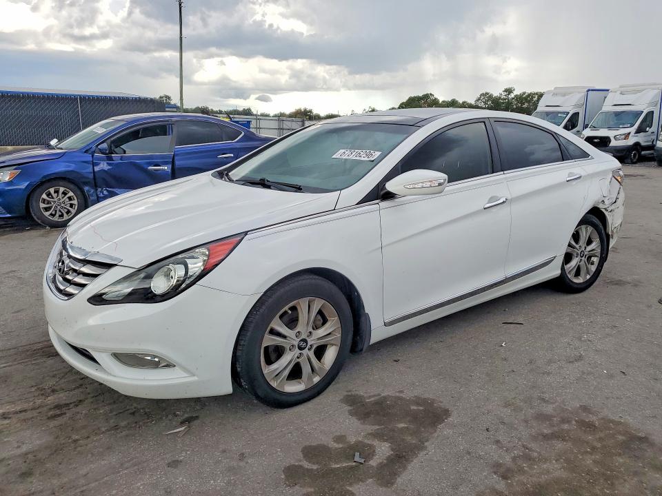 HYUNDAI SONATA 2012 with VIN 5NPEC4AC0CH388304 - Photo from auction