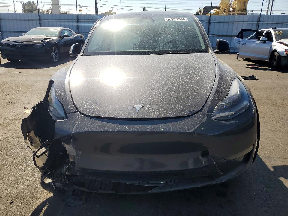 Foto 5 de la subasta – 2024 TESLA MODEL Y con VIN 7SAYGDEF3RF078518