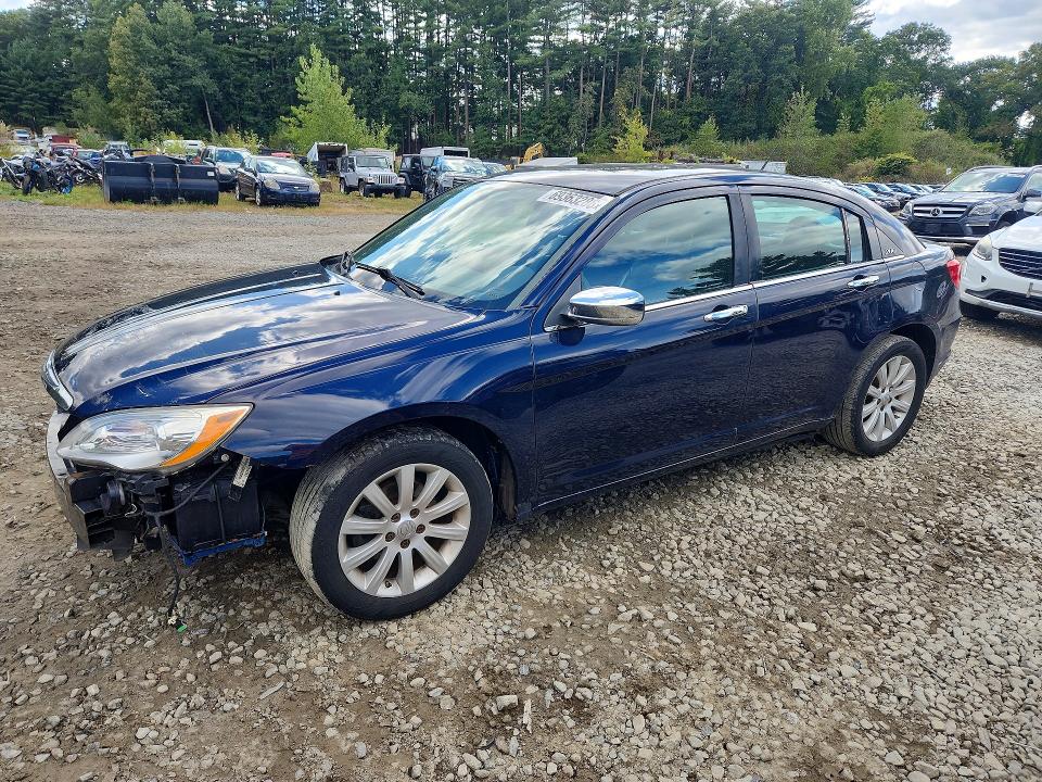 CHRYSLER 200 2013 with VIN 1C3CCBCG1DN755194 - Photo from auction