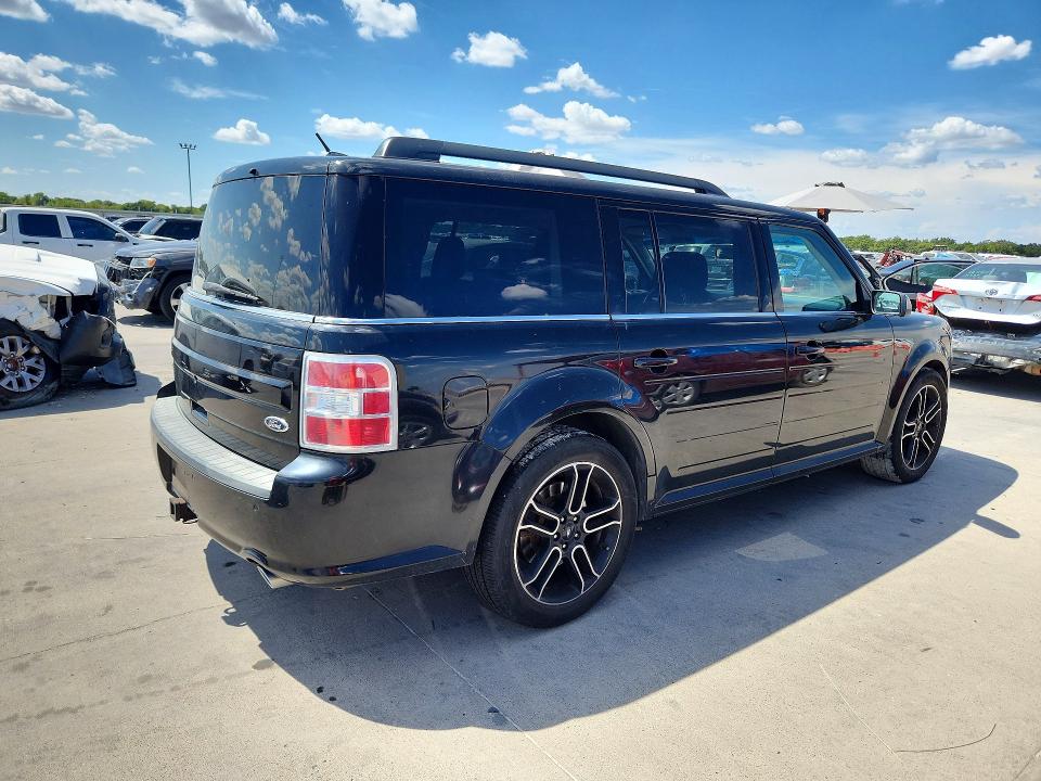 Photo 3 from auction – 2014 FORD FLEX with VIN 2FMGK5C87EBD39301