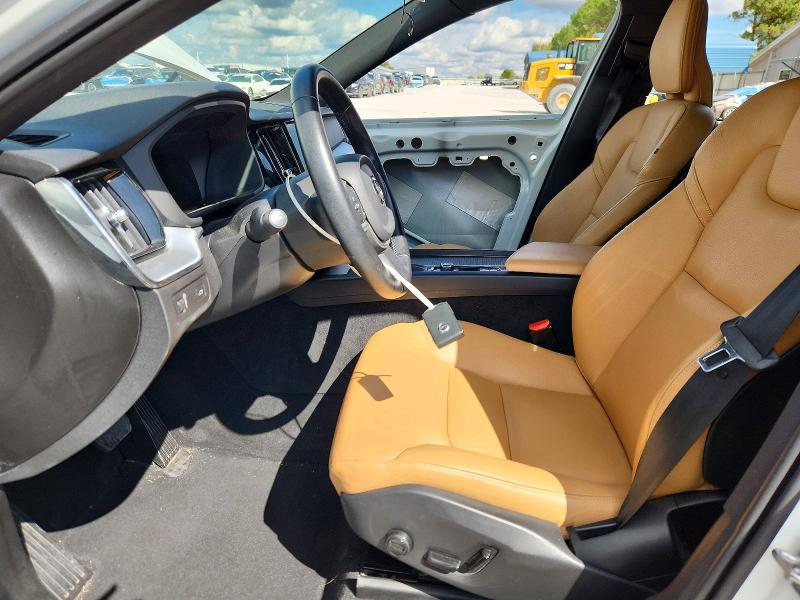 Foto 7 de la subasta – 2020 VOLVO XC60 con VIN YV4102DK2L1553417
