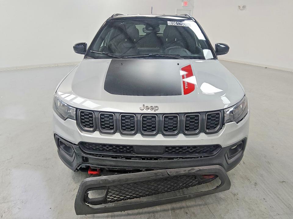 Photo 5 from auction – 2025 JEEP COMPASS with VIN 3C4NJDDN6ST559333