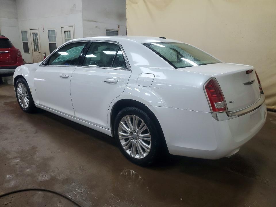 Photo 2 from auction – 2013 CHRYSLER 300 with VIN 2C3CCARG5DH691574