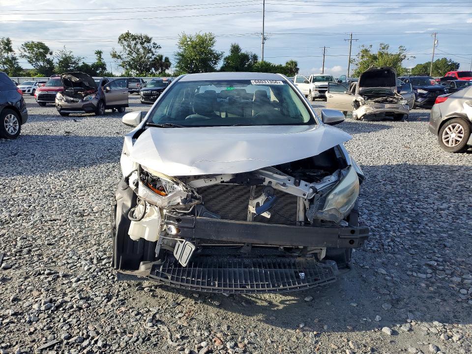 Снимка 5 от търг – 2015 TOYOTA COROLLA с VIN 5YFBURHE7FP307200