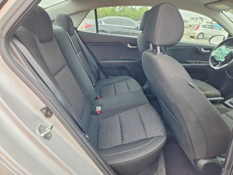 Photo 10 from auction – 2021 KIA RIO with VIN 3KPA24AD8ME412834
