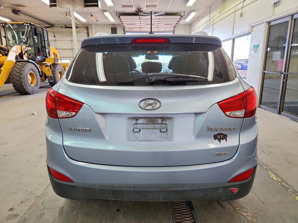 Photo 6 from auction – 2012 HYUNDAI TUCSON with VIN KM8JUCAC1CU396547