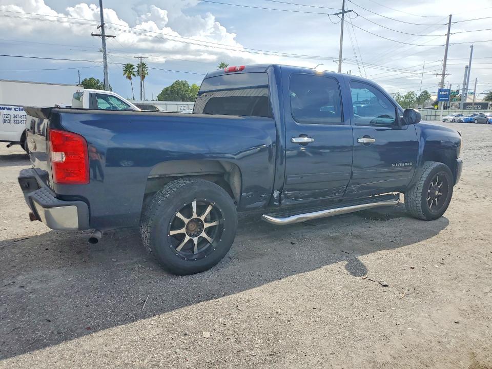 Photo 3 from auction – 2010 CHEVROLET SILVERADO with VIN 3GCRKREA7AG109575