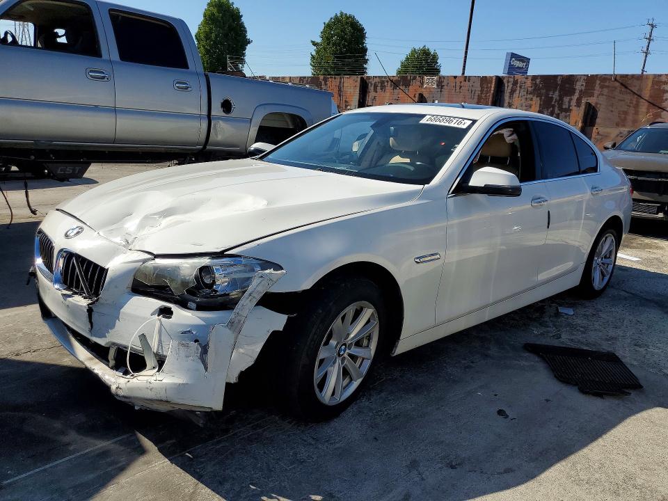 BMW 528 2014 с VIN WBA5A5C55ED500899 - Снимка от търг