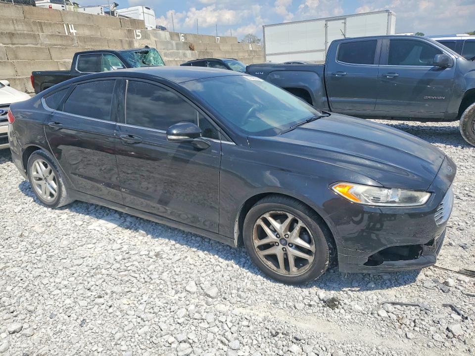 Снимка 4 от търг – 2015 FORD FUSION с VIN 1FA6P0H78F5129628