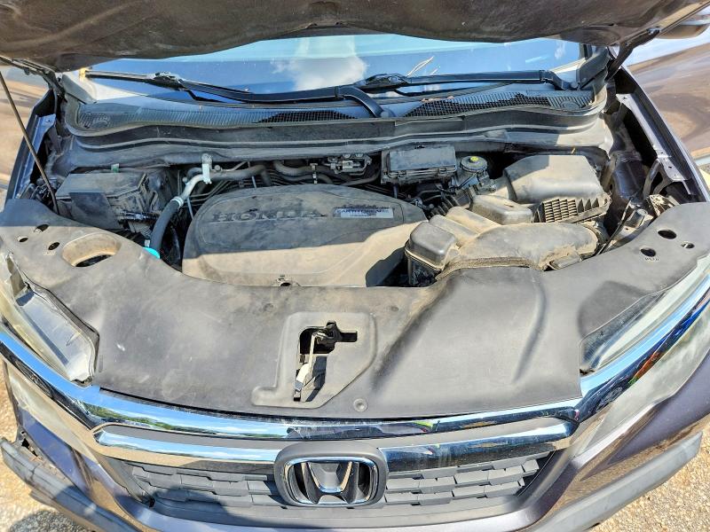 Photo 11 from auction – 2017 HONDA RIDGELINE with VIN 5FPYK3F53HB008728