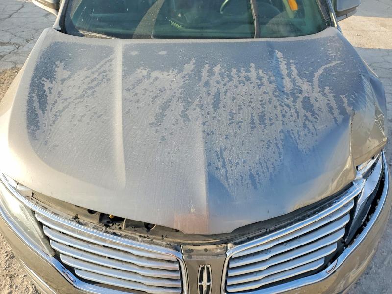 Photo 12 from auction – 2017 LINCOLN MKC with VIN 5LMCJ2C9XHUL52497