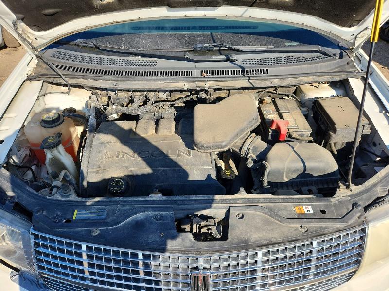 Снимка 11 от търг – 2007 LINCOLN MKX с VIN 2LMDU88C67BJ26844