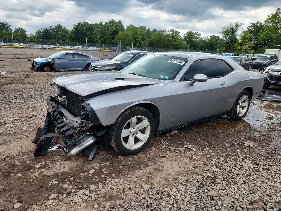 Снимка 1 от търг – 2014 DODGE CHALLENGER с VIN 2C3CDYAG7EH289915