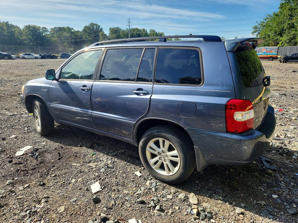 Photo 2 from auction – 2006 TOYOTA HIGHLANDER with VIN JTEEW21A560022782