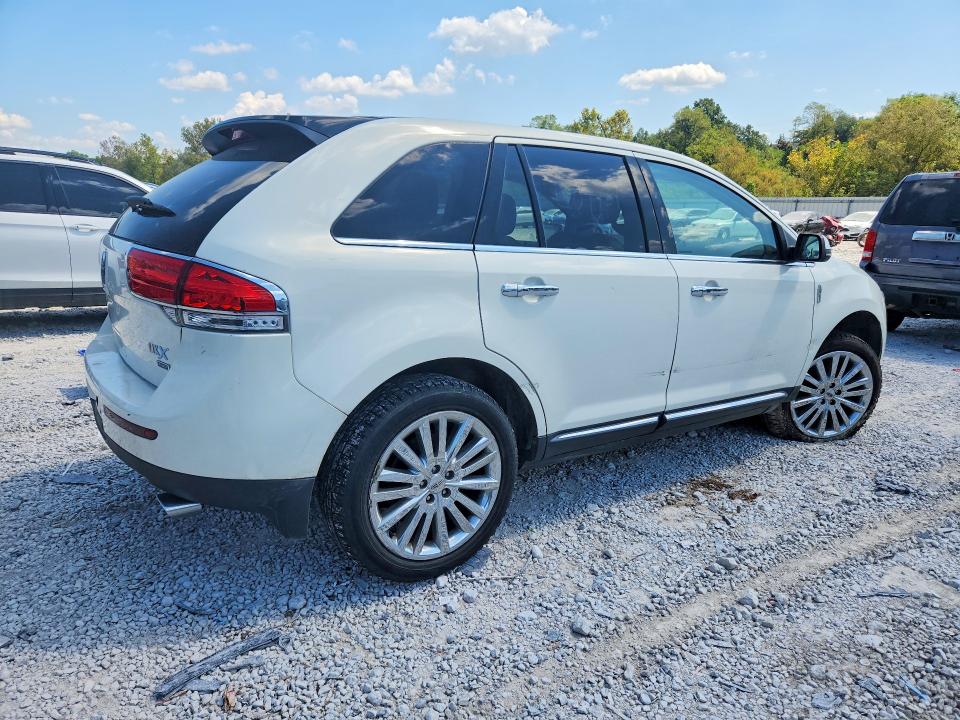 Photo 3 from auction – 2013 LINCOLN MKX with VIN 2LMDJ8JK2DBL09731