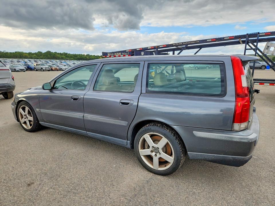 Photo 2 from auction – 2004 VOLVO V70 with VIN YV1SJ52Y142386812