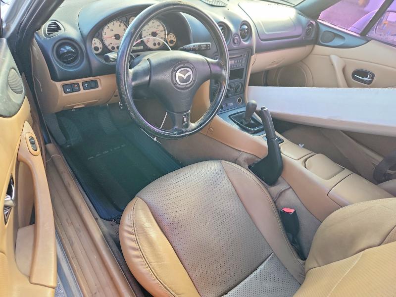 Photo 8 from auction – 2001 MAZDA MX-5 MIATA with VIN JM1NB353510204069