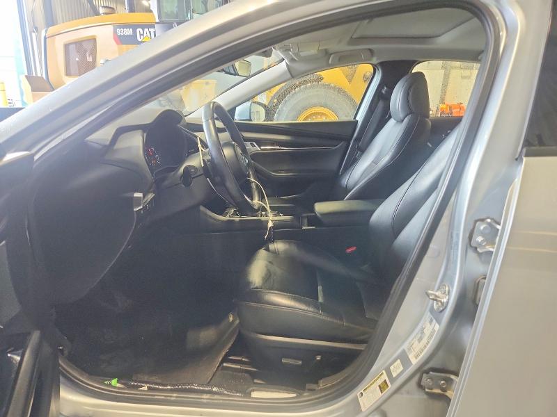 Foto 7 de la subasta – 2019 MAZDA 3 con VIN 3MZBPADM4KM104589
